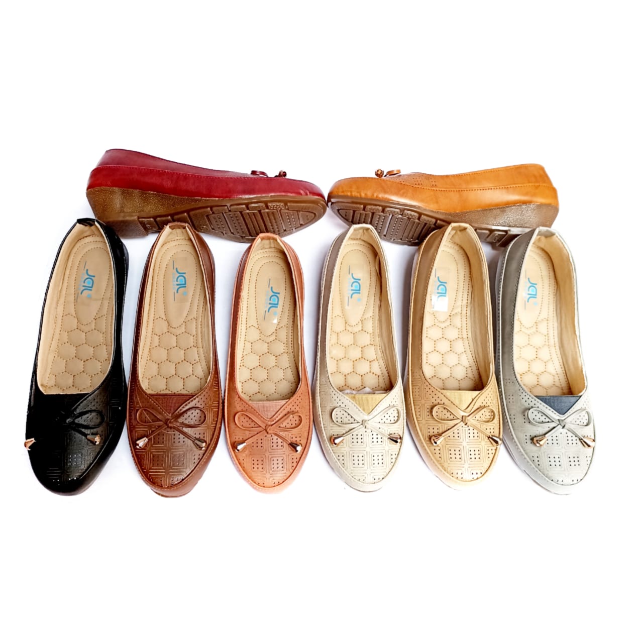 What Are The Various Types Of Loafers And Pumps Available In The Market?